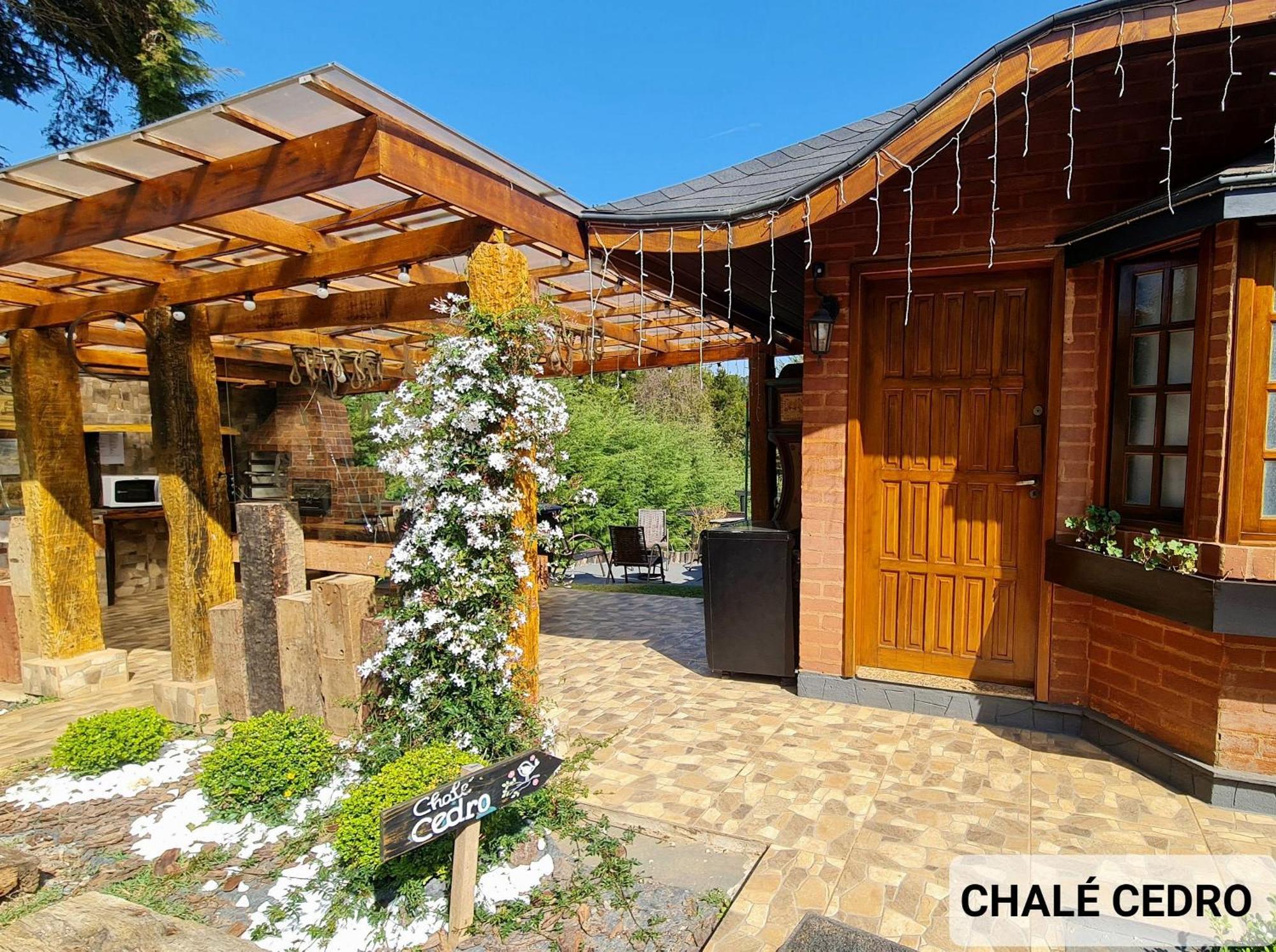 Pousada Chales Da Mantiqueira - กังโปสดูจอร์เดา ภายนอก รูปภาพ
