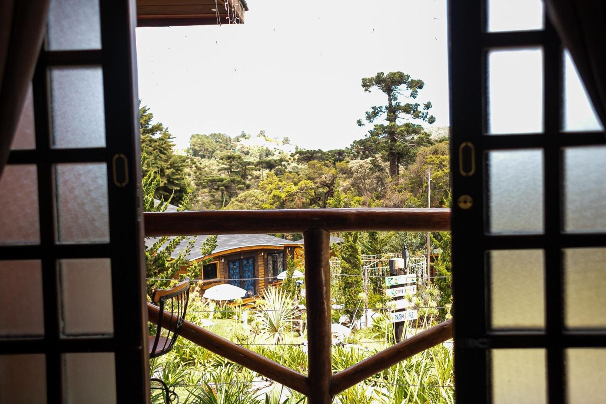 Pousada Chales Da Mantiqueira - กังโปสดูจอร์เดา ภายนอก รูปภาพ
